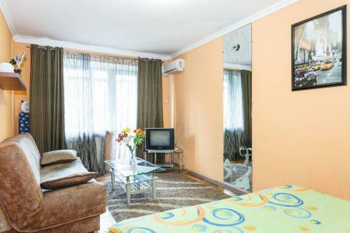 Apartment On Sobornyi Avenue 143