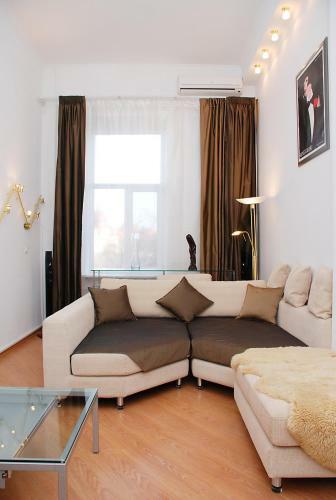 Apartment On Volodymyrska 19a