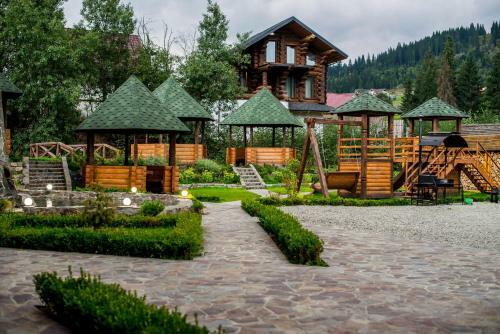 Lavina Hotel