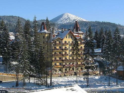 Hotel 100 Metriv Vid Vytyagu