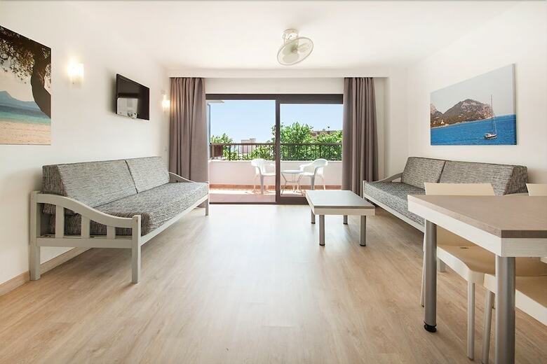 Apartamentos Sol Y Vera
