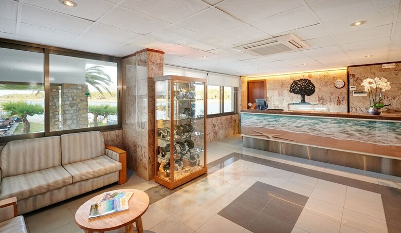 More Hotel