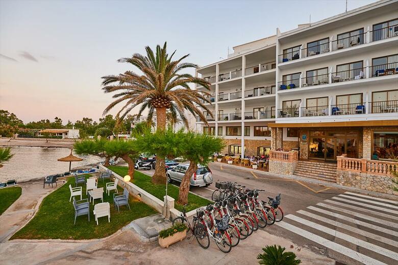 More Hotel