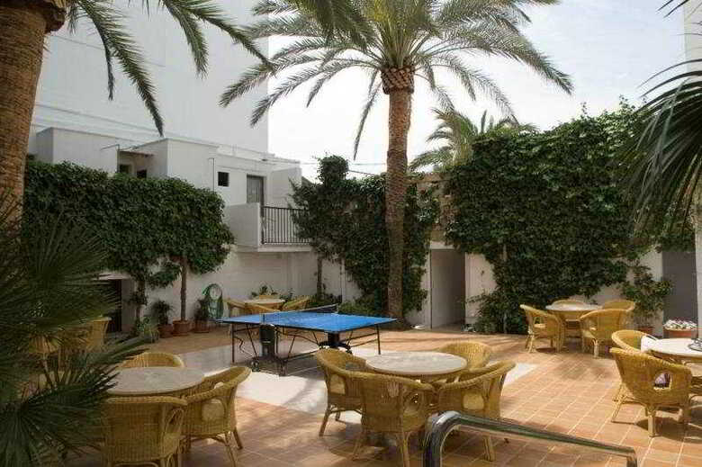 More Hotel