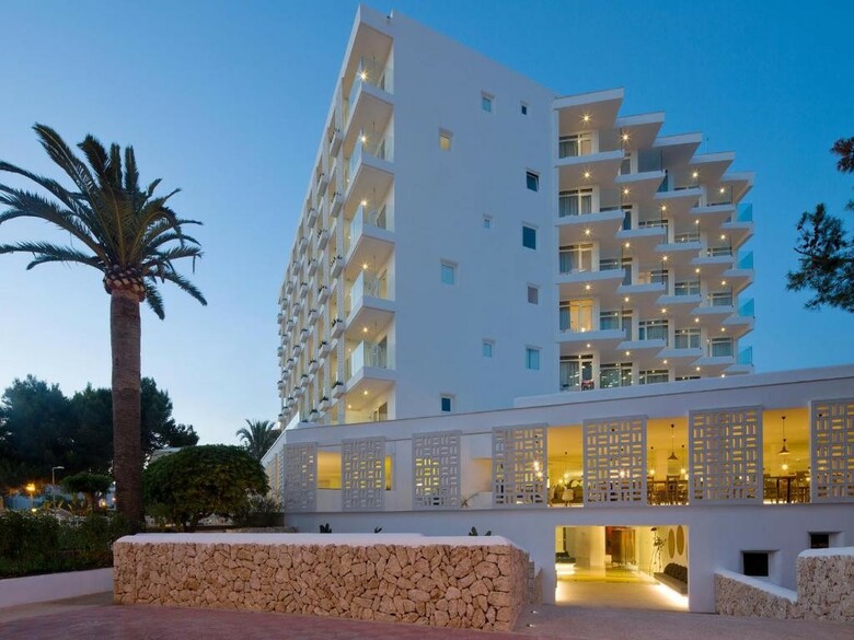 Hotel Hm Balanguera Beach - Adults Only