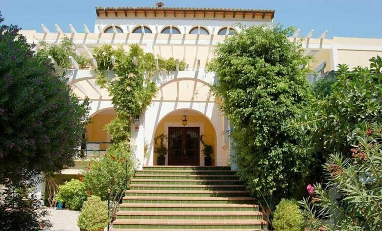 Hotel Bahia