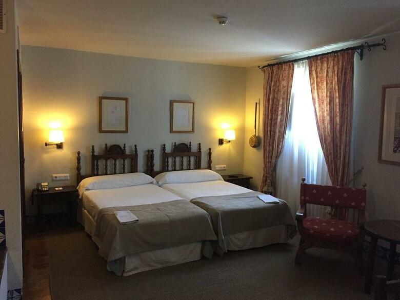Hotel Parador De Arcos