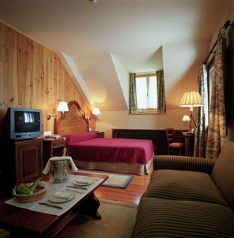 Hotel Parador De Bielsa
