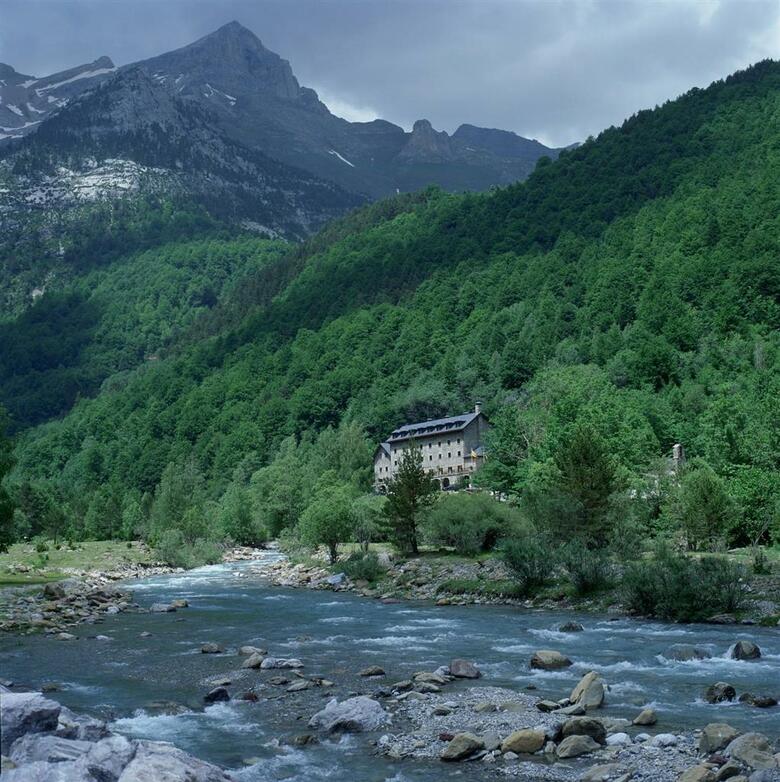 Hotel Parador De Bielsa