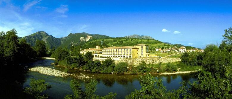 Hotel Parador de Cangas