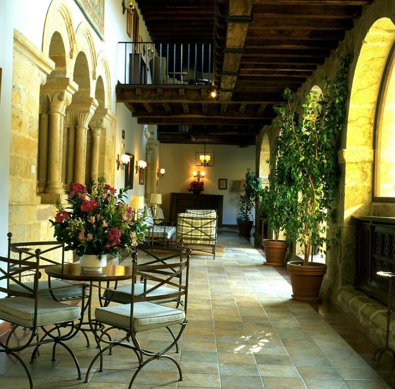 Hotel Parador de Cangas