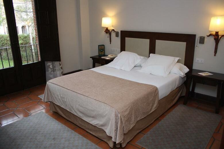 Hotel Parador de �vila
