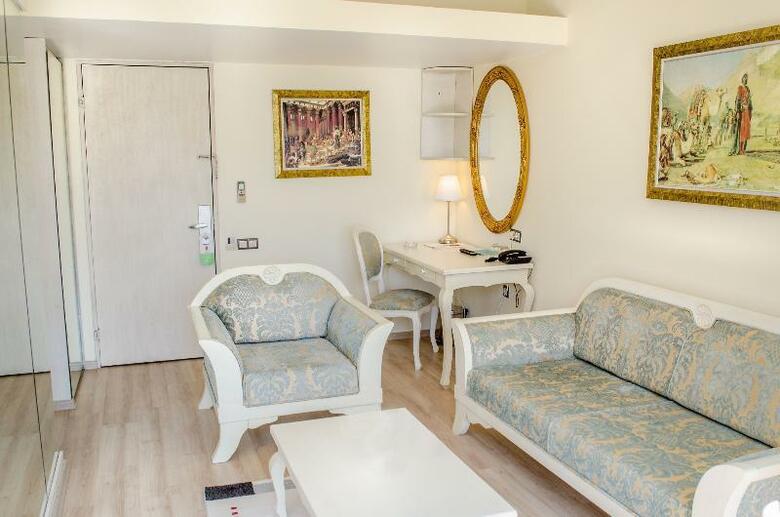 Hotel Ambrosia