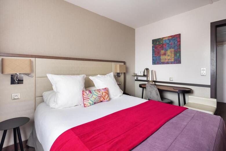 Hotel Mercure Paris Neuilly