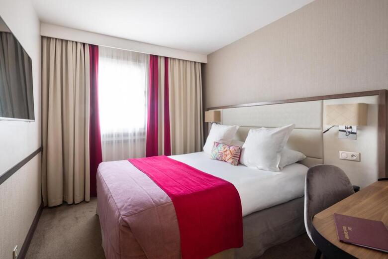 Hotel Mercure Paris Neuilly