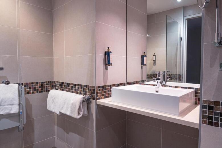Hotel Mercure Paris Neuilly