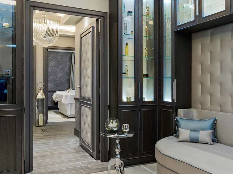 Le Grand Hotel De Cabourg