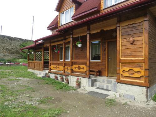 Hostal Bilyy Kamin Guest House