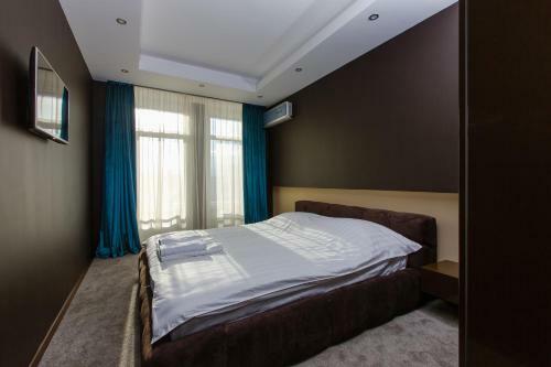 Khreshatyk Street Apartment