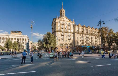 Khreshatyk Street Apartment