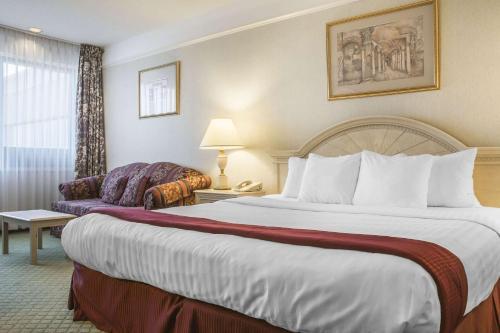 Clarion Hotel & Conference Centre