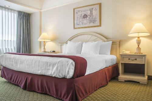 Clarion Hotel & Conference Centre