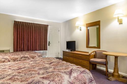 Hotel Rodeway Inn Waterford