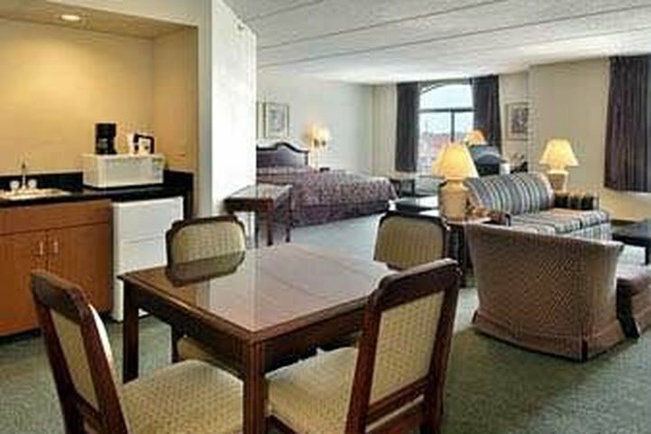 Hotel Holiday Inn Express & Suites Augusta West - Ft Gordon Area