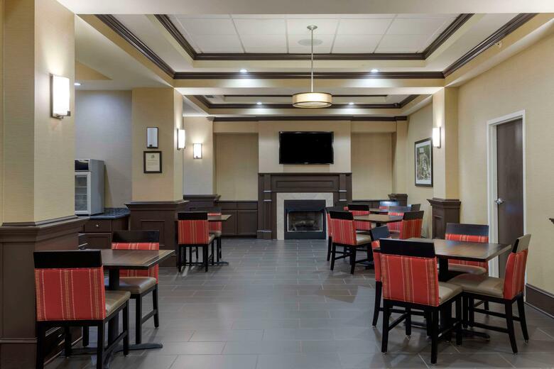 Hotel Comfort Inn And Suites (little Rock)
