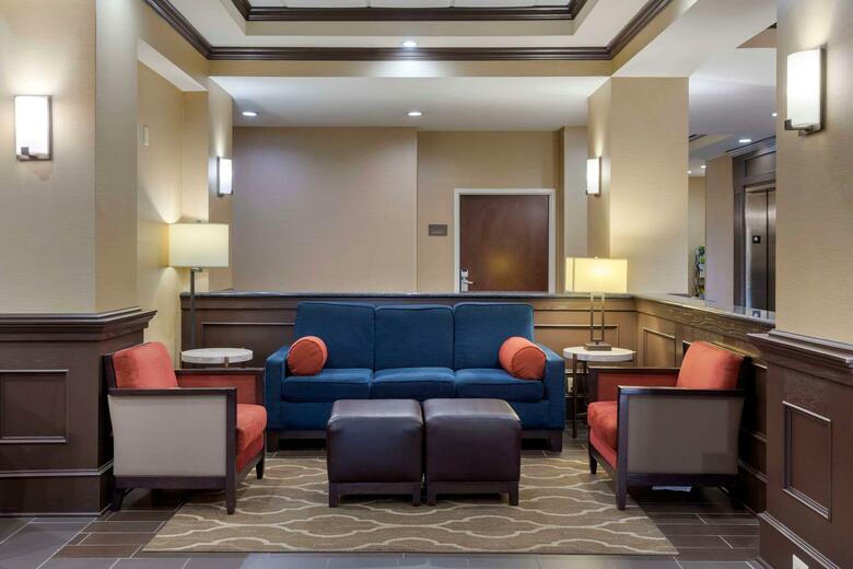 Hotel Comfort Inn And Suites (little Rock)