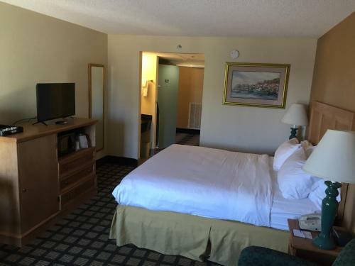 Hotel Baymont Inn & Suites Kitty Hawk Outer Banks