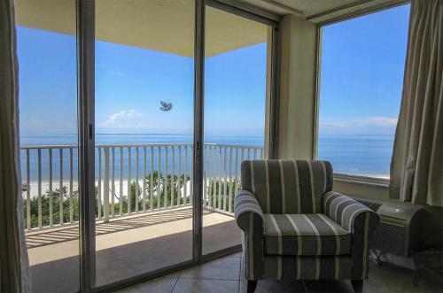 Estero Beach & Tennis #505c Apartment