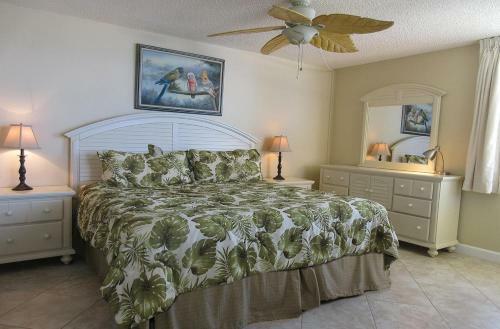 Estero Beach & Tennis #505c Apartment