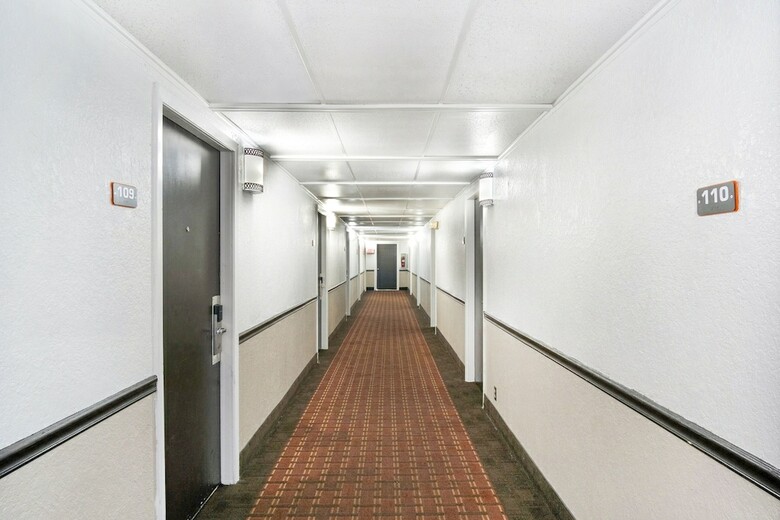 Hotel Motel 6 Dodge City
