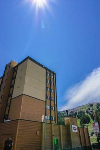 Apartamento Whiskey Towers #620-b
