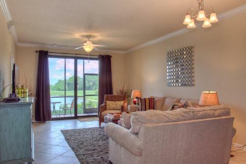 River Strand 53 Apartment