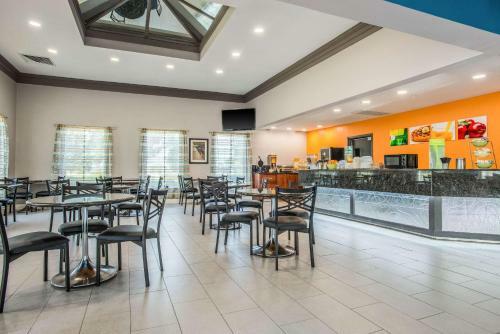 Hotel Quality Suites Lake Charles