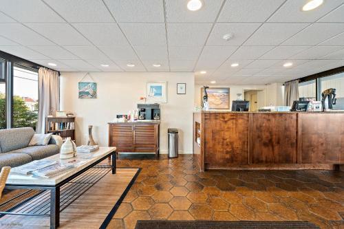 Harris House Motel
