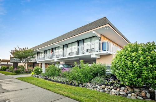 Harris House Motel