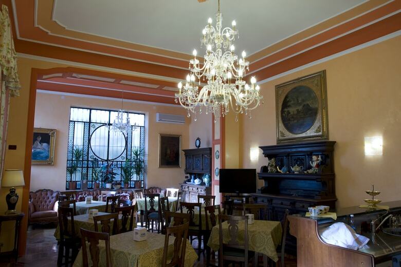 Hotel Principi D Acaja