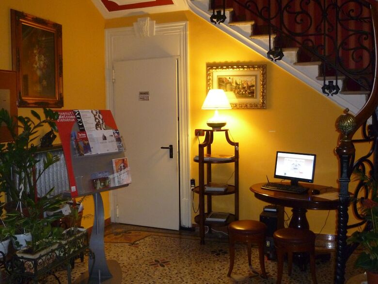 Hotel Principi D Acaja