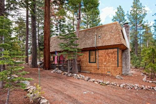 Gordon Pet Friendly Cabin