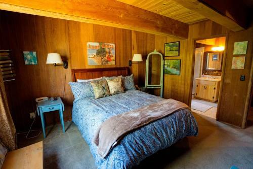 Gordon Pet Friendly Cabin