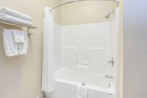 Hotel Hawthorn Suites Bloomington