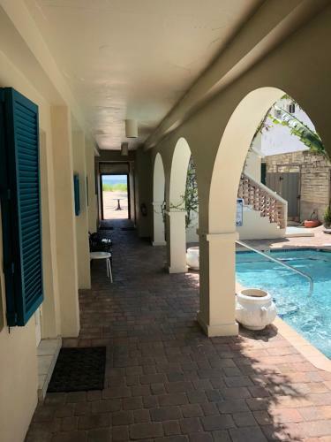 Hotel Courtyard Villas Lbts