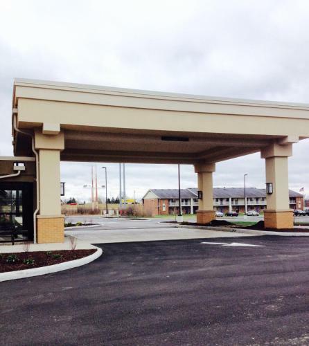 Hotel Comfort Suites-youngstown North