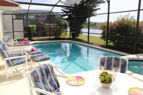 Glenbrook Villa Gb010