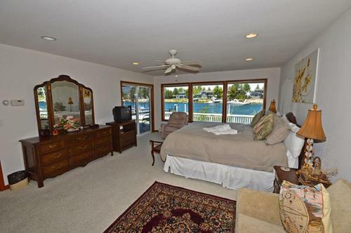 2203 White Sands