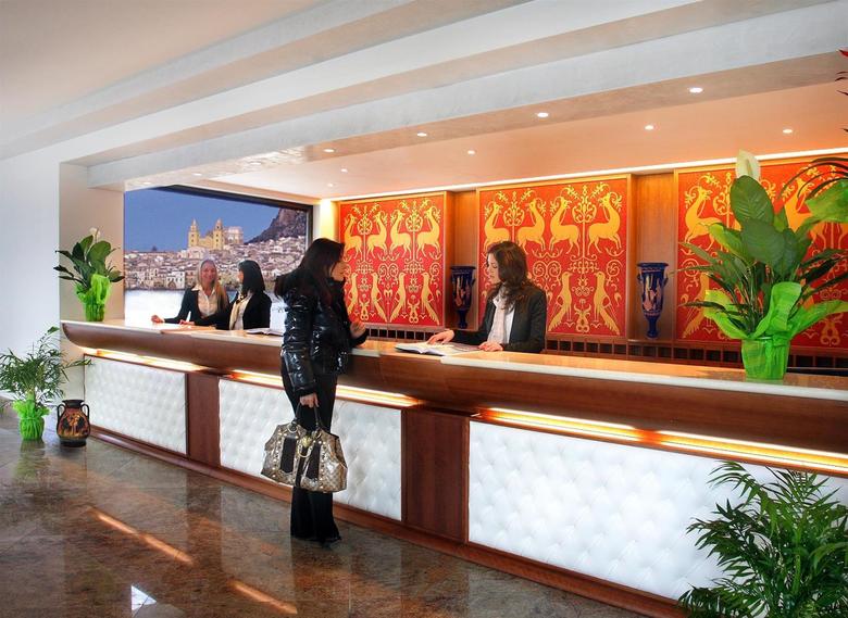 Hotel Cefal� Sea Palace