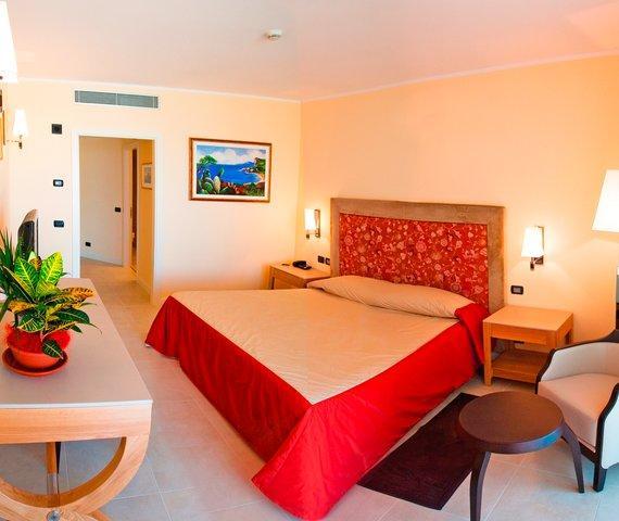 Hotel Cefal� Sea Palace